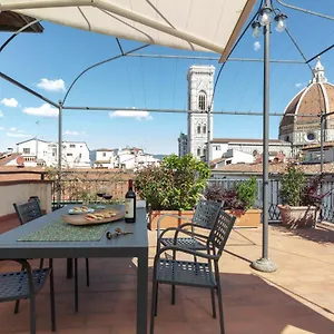 Apartment Duomo Secret Rooftop, Florenz